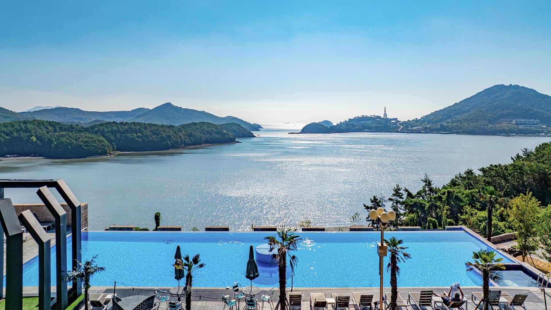 Hotel Jcs Yeosu Extérieur photo