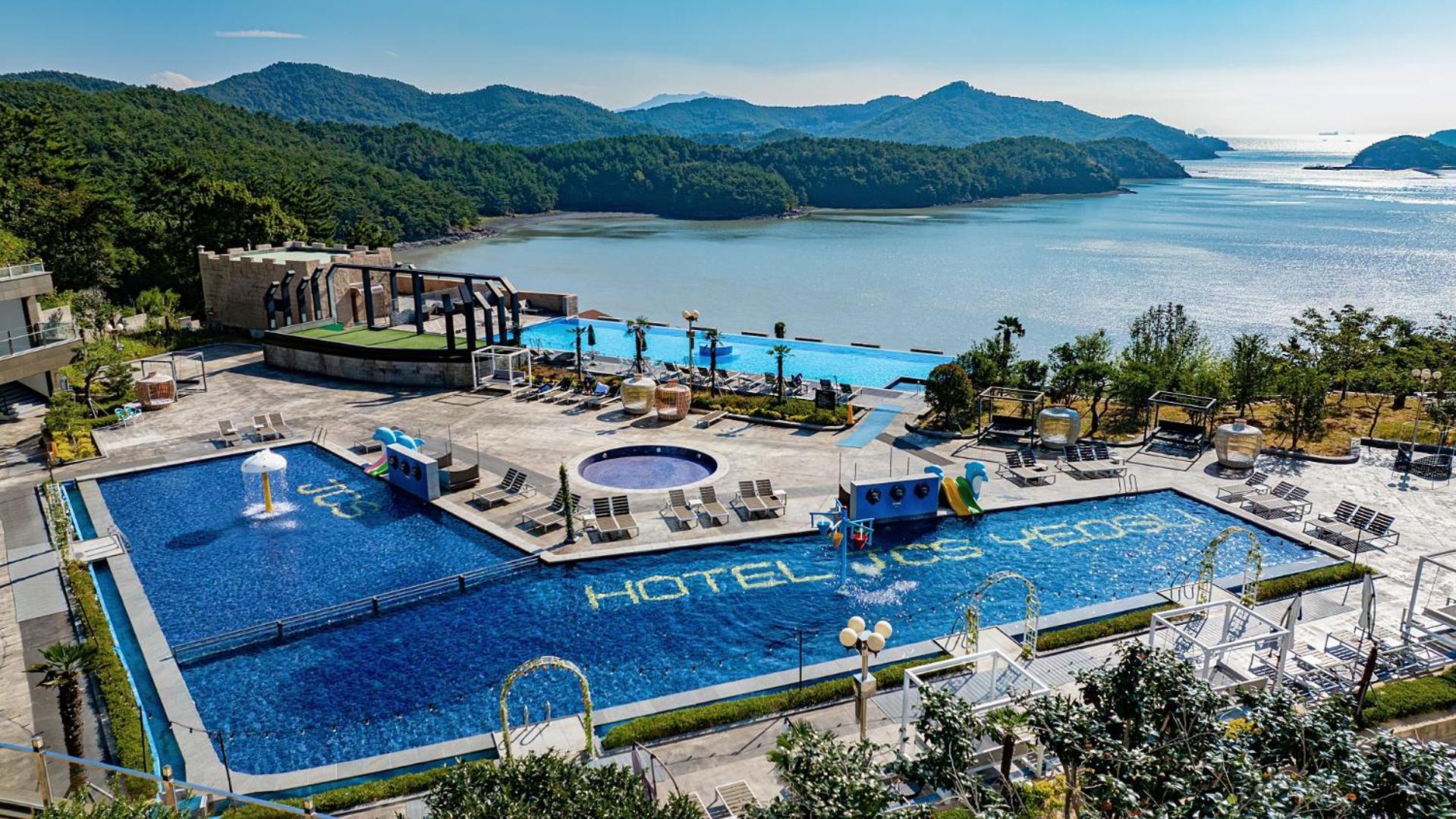 Hotel Jcs Yeosu Extérieur photo