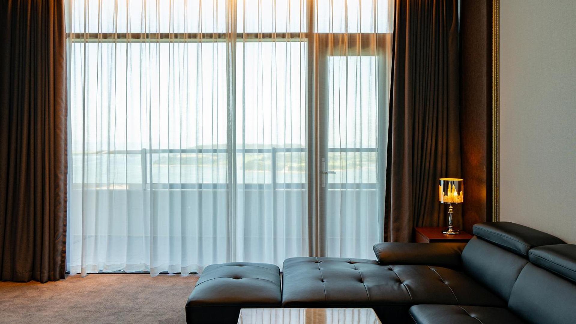 Hotel Jcs Yeosu Extérieur photo